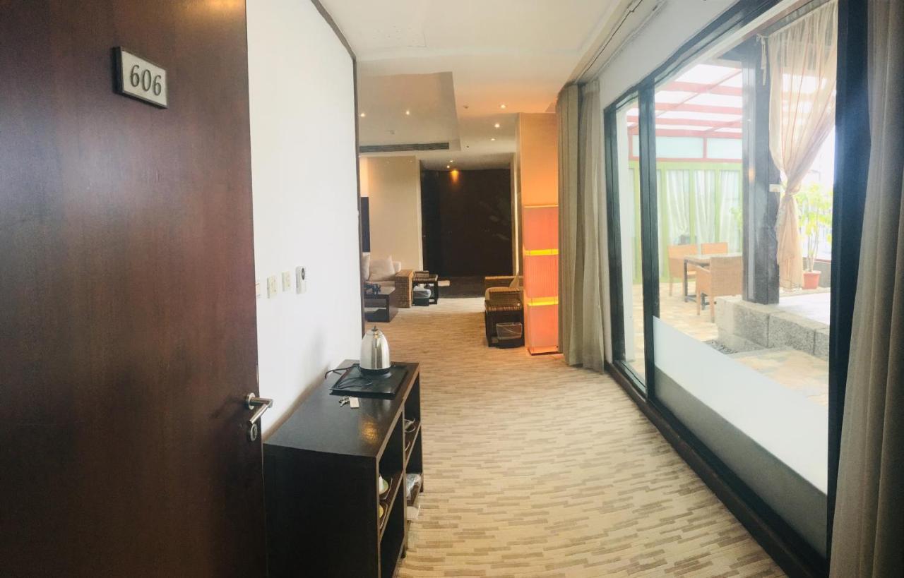 The Loft Seaside Suites Jinshan Buitenkant foto